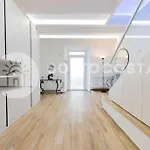 Sweet Dreams - Indipendente In Centro * Λέτσε